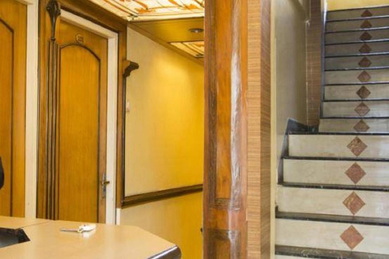 Hotel Siddhartha Мумбаи Экстерьер фото