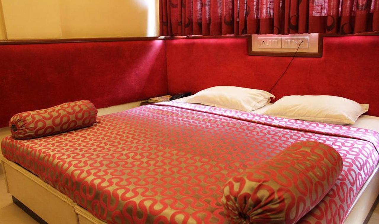 Hotel Siddhartha Мумбаи Экстерьер фото